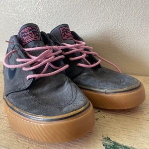 Nike SB Stefan Janoski Mid - Dark Obsidian/Digital Pink Size 10.5 EUR 44.5